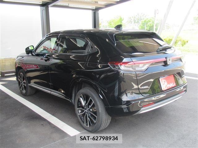 Honda VEZEL 2022-03 7503463-1