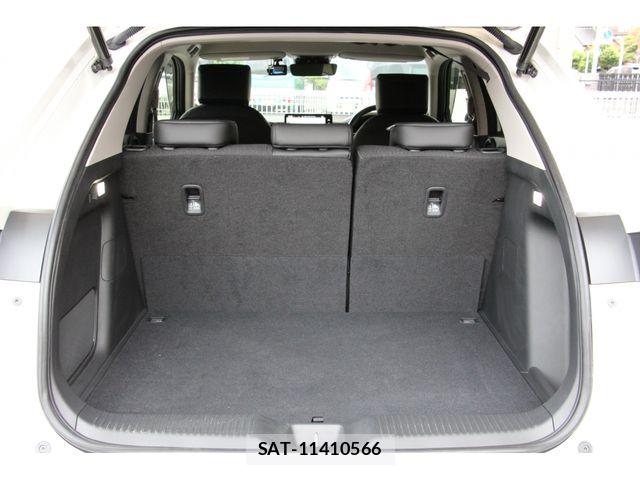 Honda VEZEL 2023-07 7510364-28