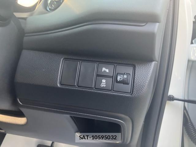 Honda VEZEL 2026-06 7563023-16