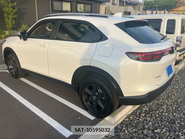 Honda VEZEL 2026-06 7563023-5