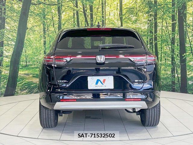 Honda VEZEL 2024-11 7563026-14