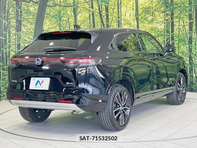 Honda VEZEL 2024-11 7563026-16