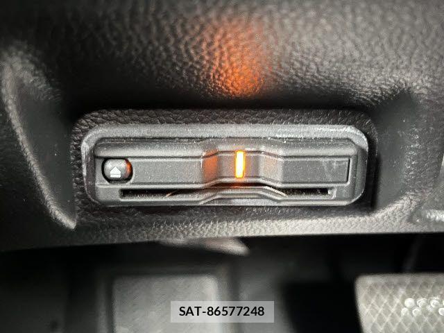 Honda VEZEL 2022-11 7563027-11