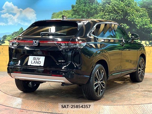 Honda VEZEL 2023-06 7621026-16