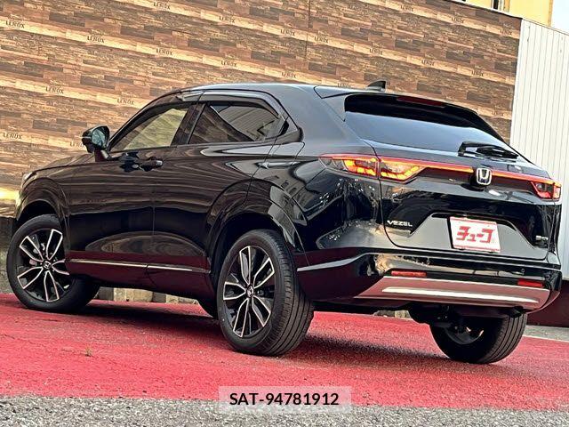 Honda VEZEL 2022-12 7621060-8