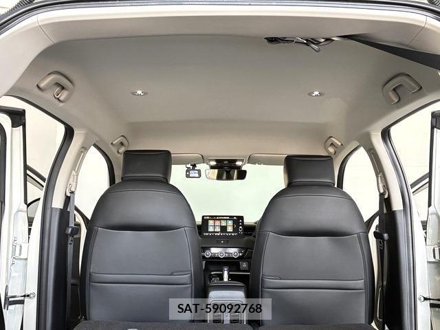 Honda VEZEL 2021-11 7621049-12