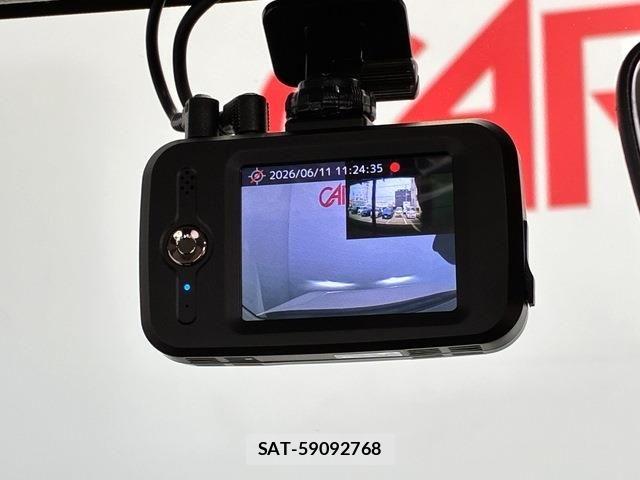 Honda VEZEL 2021-11 7621049-15
