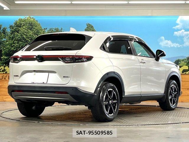 Honda VEZEL 2021-07 7621070-16