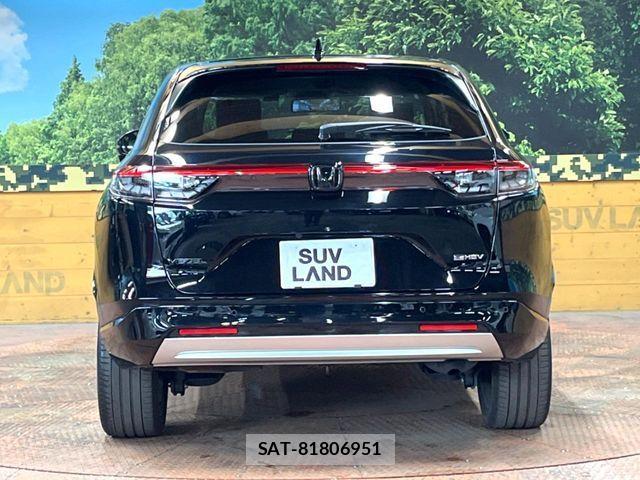 Honda VEZEL 2021-08 7621053-14