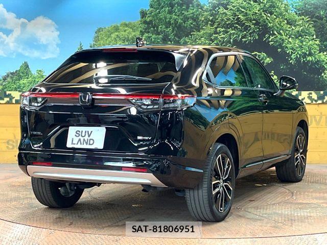 Honda VEZEL 2021-08 7621053-16