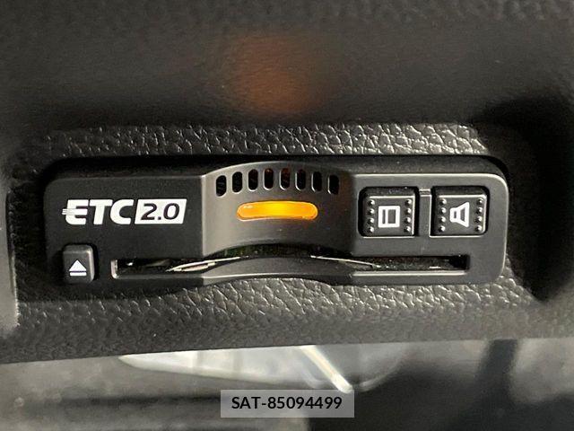 Honda VEZEL 2023-08 7621040-4