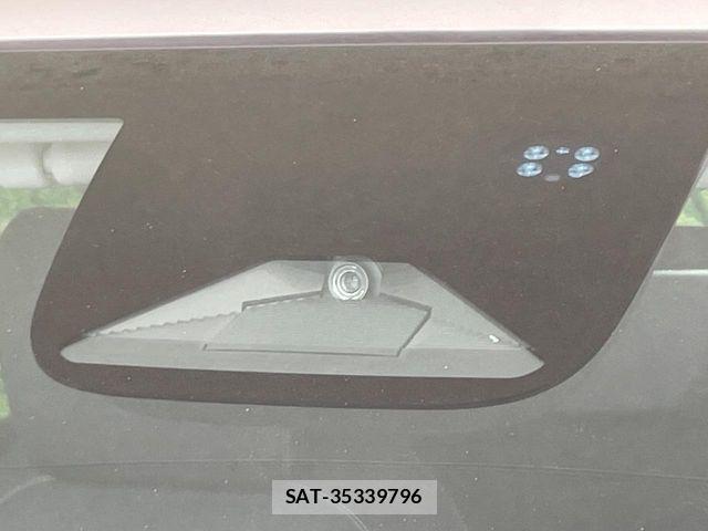 Honda VEZEL 2022-01 7621055-5