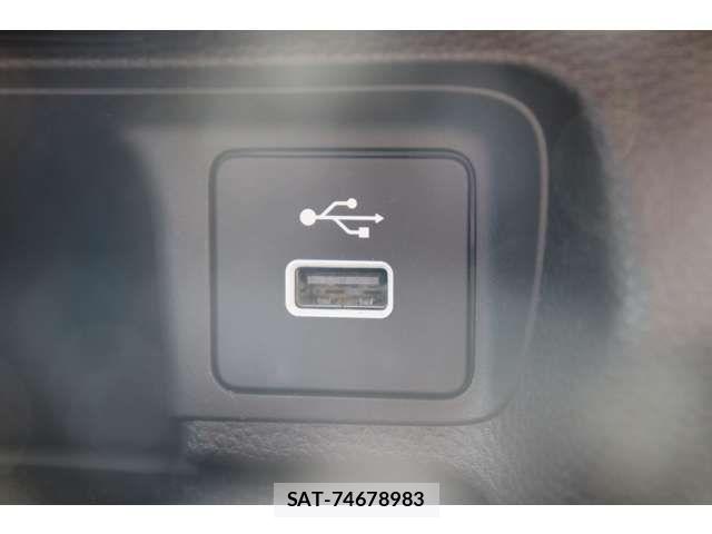 Honda VEZEL 2022-04 7790146-16