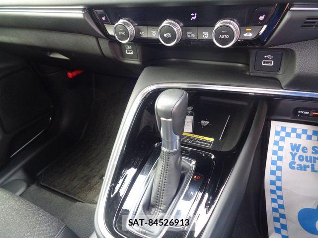Honda VEZEL 2021-07 7880267-14