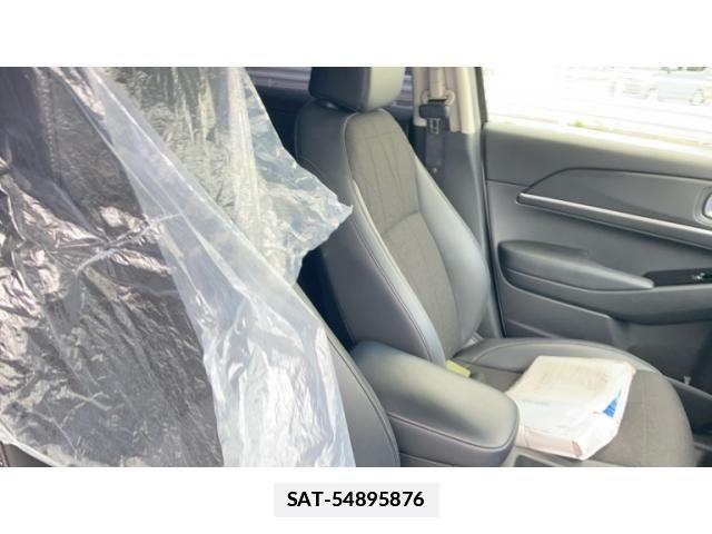 Honda VEZEL 2022-03 7880271-12