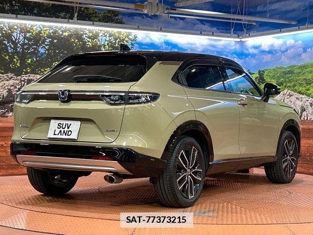 Honda VEZEL 2022-07 7880246-16
