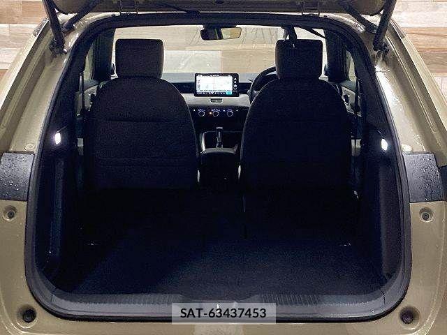 Honda VEZEL 2021-10 7964253-13