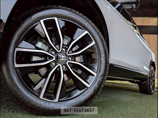 Honda VEZEL 2026-05 7964248-18