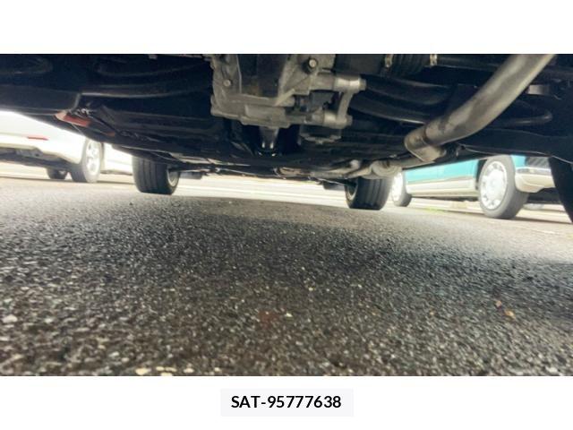 Honda VEZEL 2021-07 7964267-12