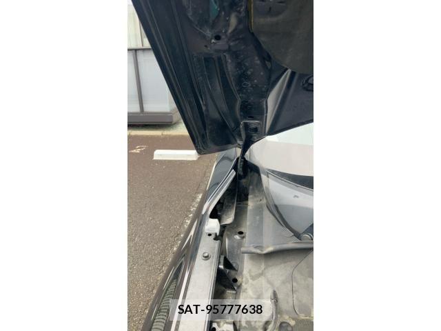 Honda VEZEL 2021-07 7964267-18