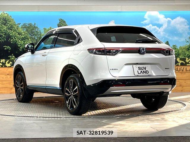 Honda VEZEL 2021-09 7964264-16