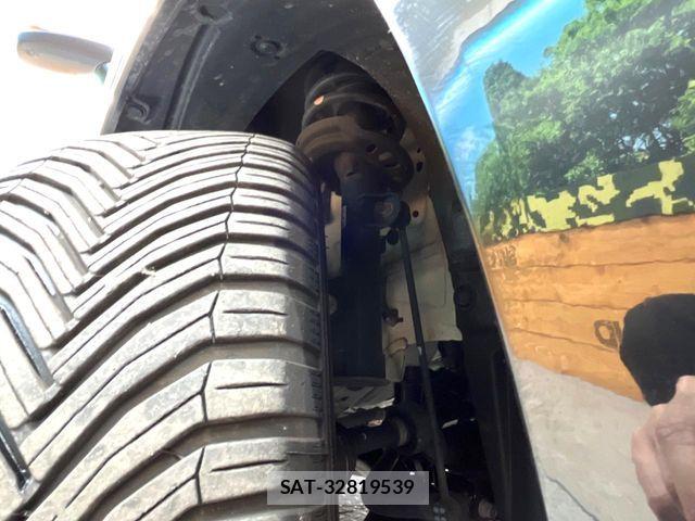 Honda VEZEL 2021-09 7964264-19
