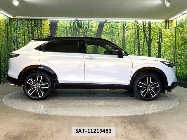 Honda VEZEL 2023-06 7964245-17