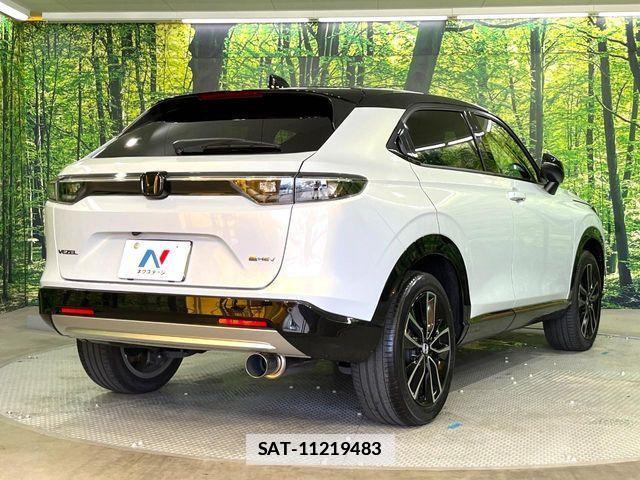 Honda VEZEL 2023-06 7964245-18