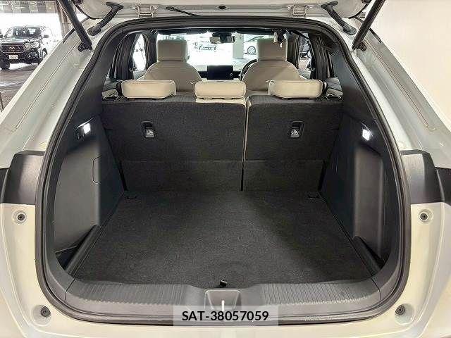Honda VEZEL 2021-10 7981430-12