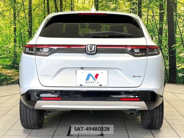 Honda VEZEL 2021-08 7981433-14