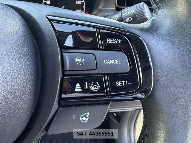 Honda VEZEL 2021-07 7981445-13