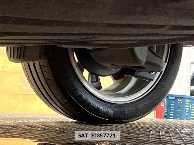 Honda VEZEL 2021-07 7981435-19