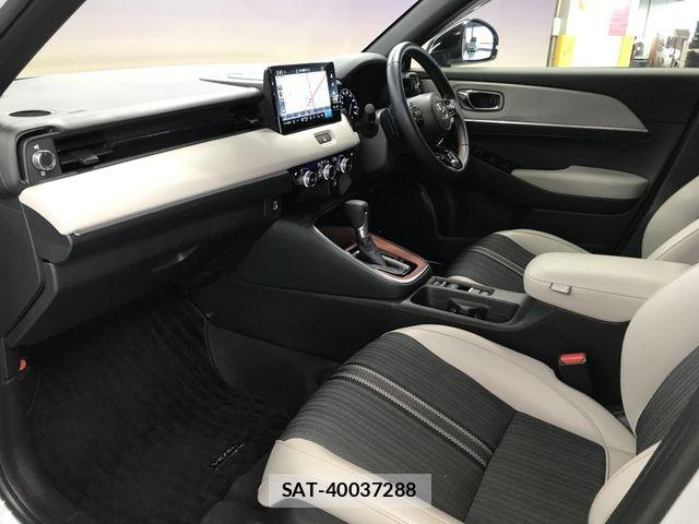 Honda VEZEL 2023-06 7981428-17