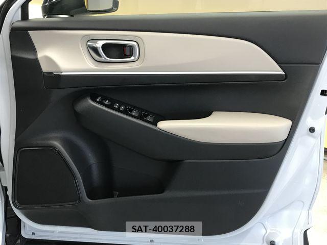 Honda VEZEL 2023-06 7981428-25