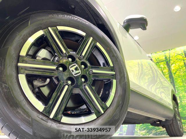 Honda VEZEL 2023-08 8038968-12