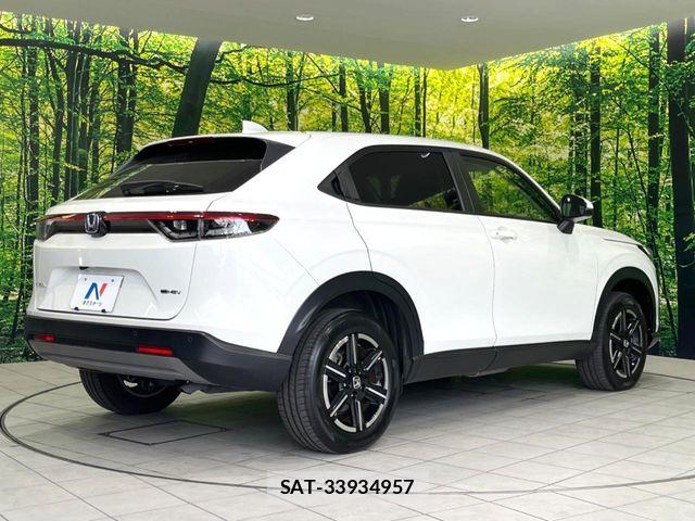 Honda VEZEL 2023-08 8038968-16