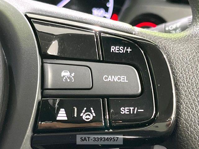 Honda VEZEL 2023-08 8038968-5