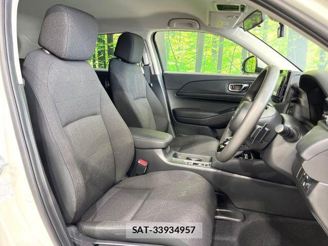 Honda VEZEL 2023-08 8038968-7