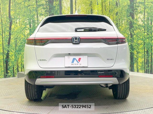 Honda VEZEL 2025-02 8038951-14
