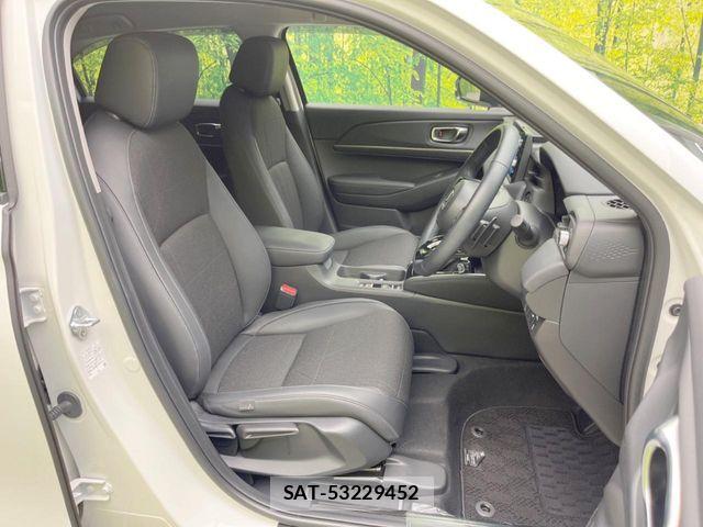 Honda VEZEL 2025-02 8038951-7