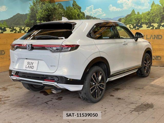 Honda VEZEL 2021-12 8038959-16