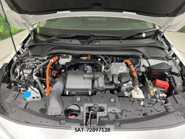 Honda VEZEL 2024-02 8038960-17