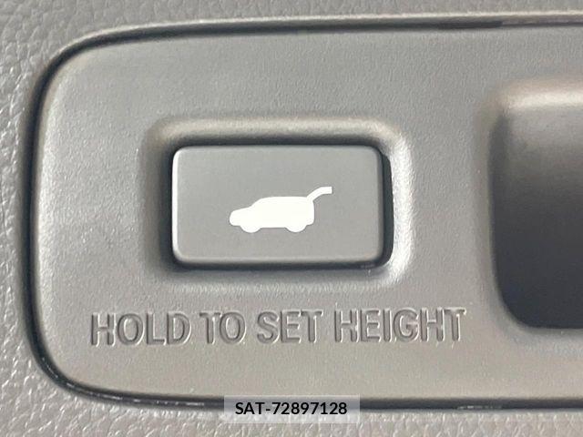 Honda VEZEL 2024-02 8038960-6