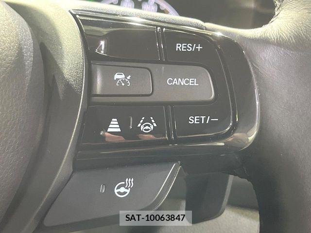 Honda VEZEL 2023-11 8038958-7