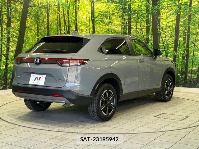 Honda VEZEL 2024-09 8076032-16