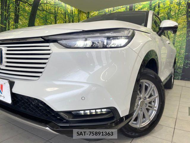 Honda VEZEL 2022-03 8076038-11