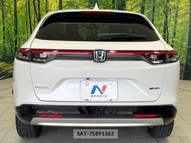 Honda VEZEL 2022-03 8076038-14