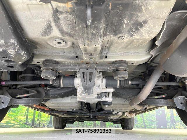 Honda VEZEL 2022-03 8076038-18