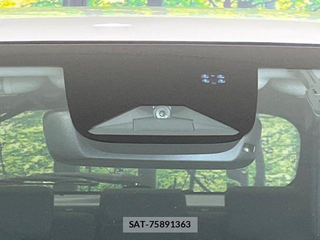 Honda VEZEL 2022-03 8076038-4