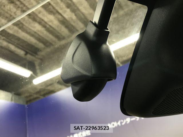 Honda VEZEL 2022-11 8076033-18
